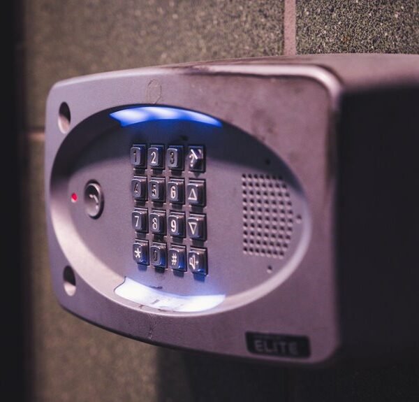 secure access control report identifiers